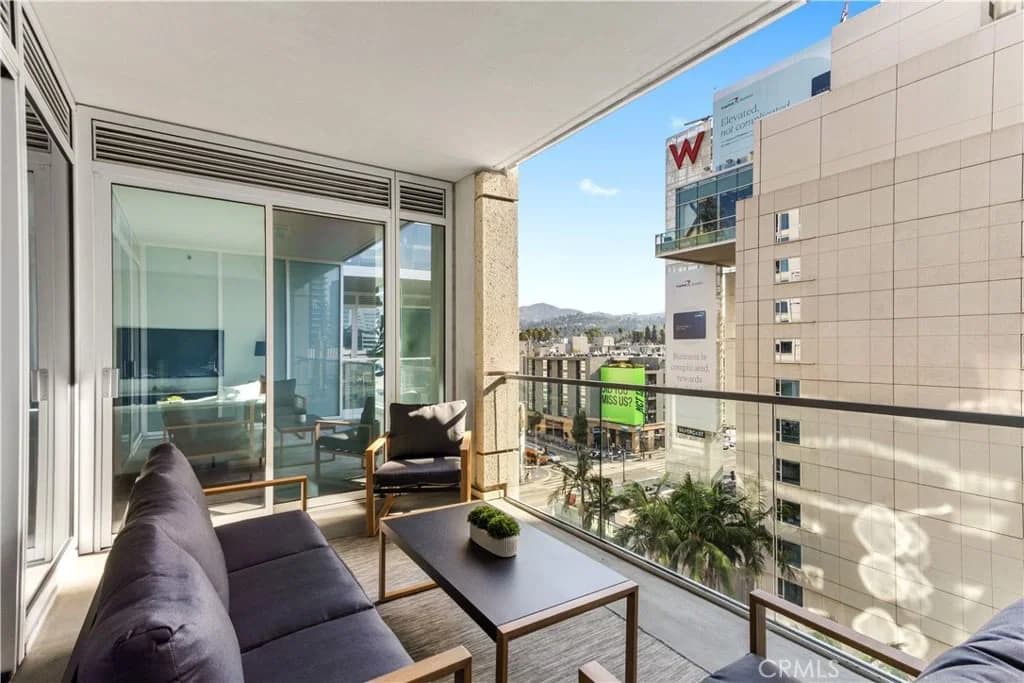Residential in Los Angeles — Photos 30