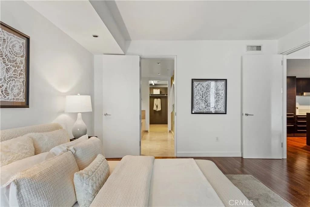 Residential in Los Angeles — Photos 18