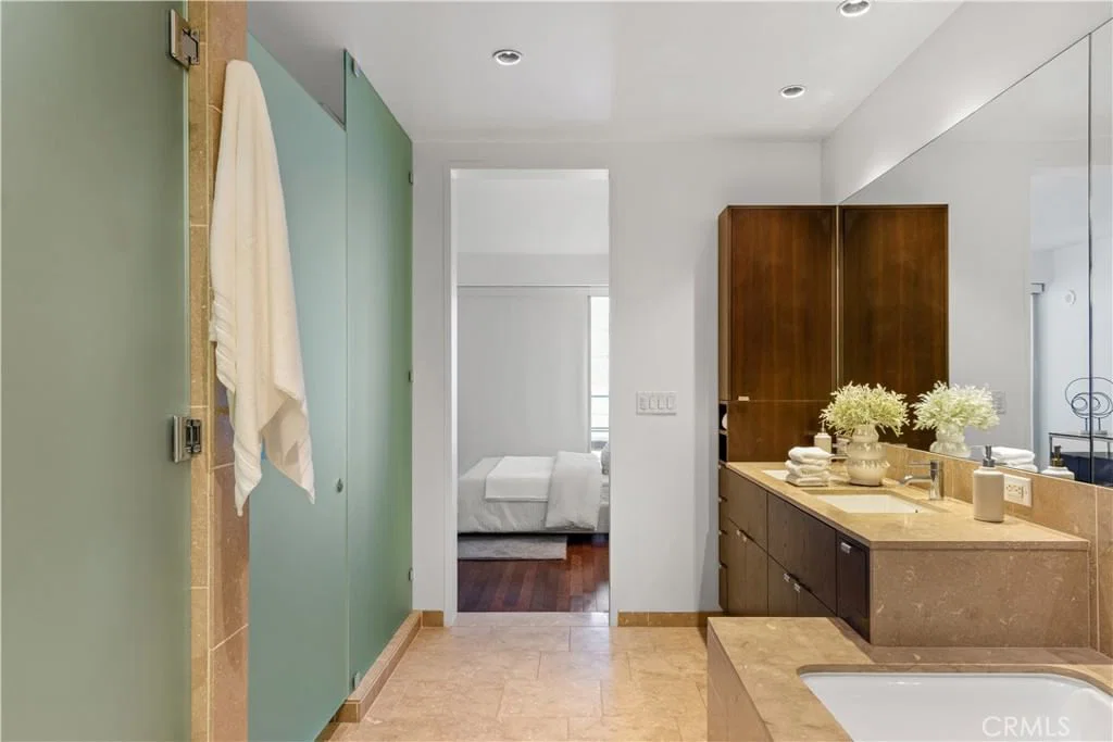 Residential in Los Angeles — Photos 20