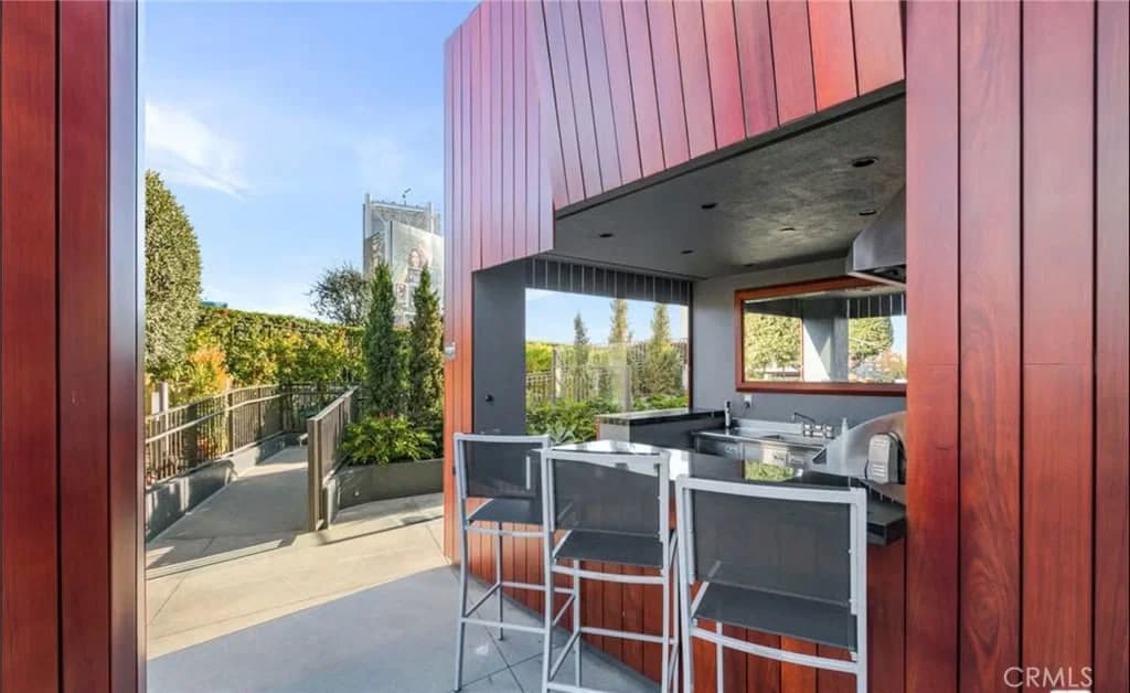 Residential in Los Angeles — Photos 34