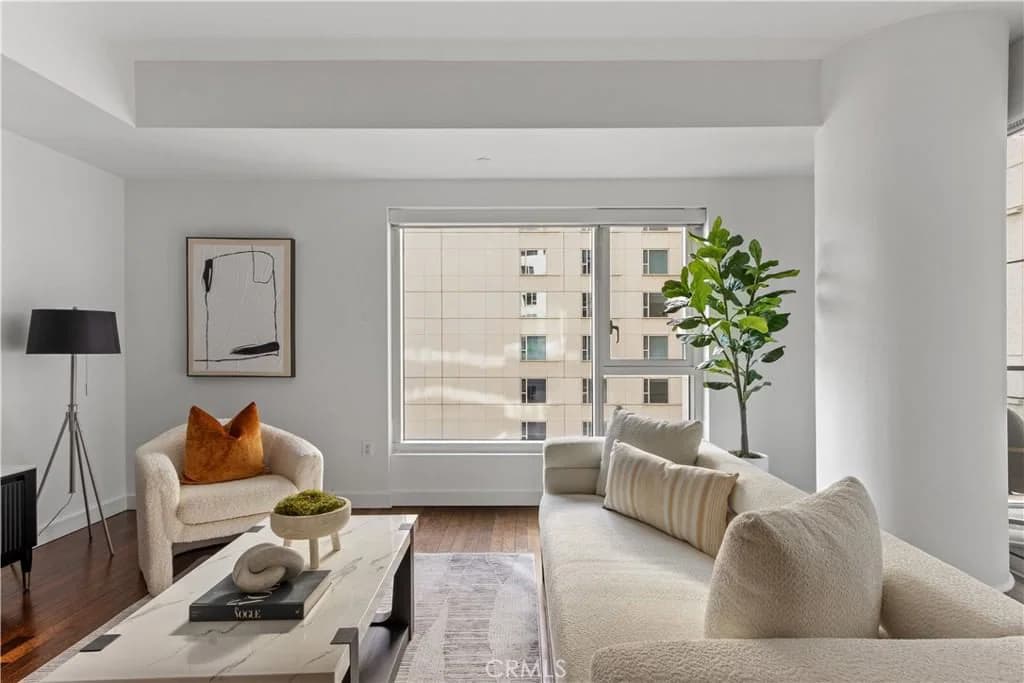 Residential in Los Angeles — Photos 14