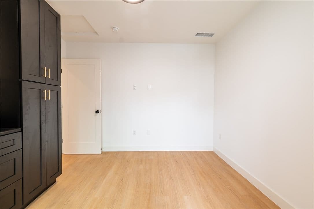 ResidentialIncome in Los Angeles — Photos 15