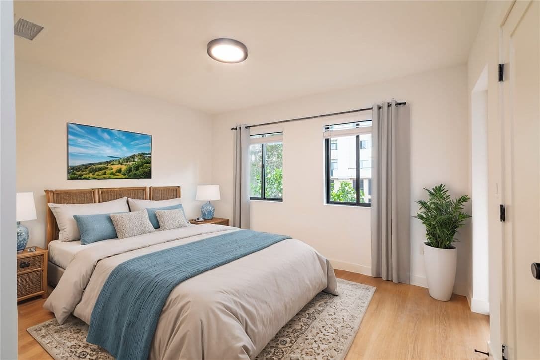 ResidentialIncome in Los Angeles — Photos 18