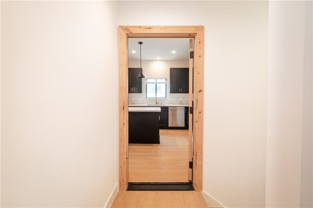 ResidentialIncome in Los Angeles — Photos 45