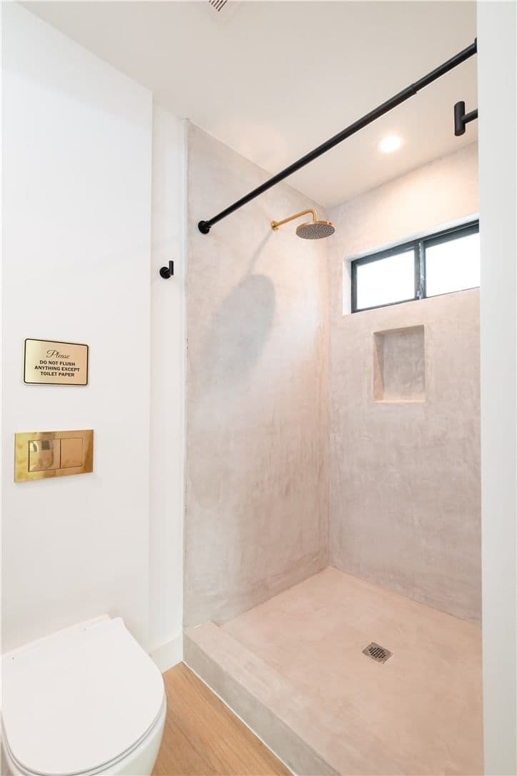 ResidentialIncome in Los Angeles — Photos 49