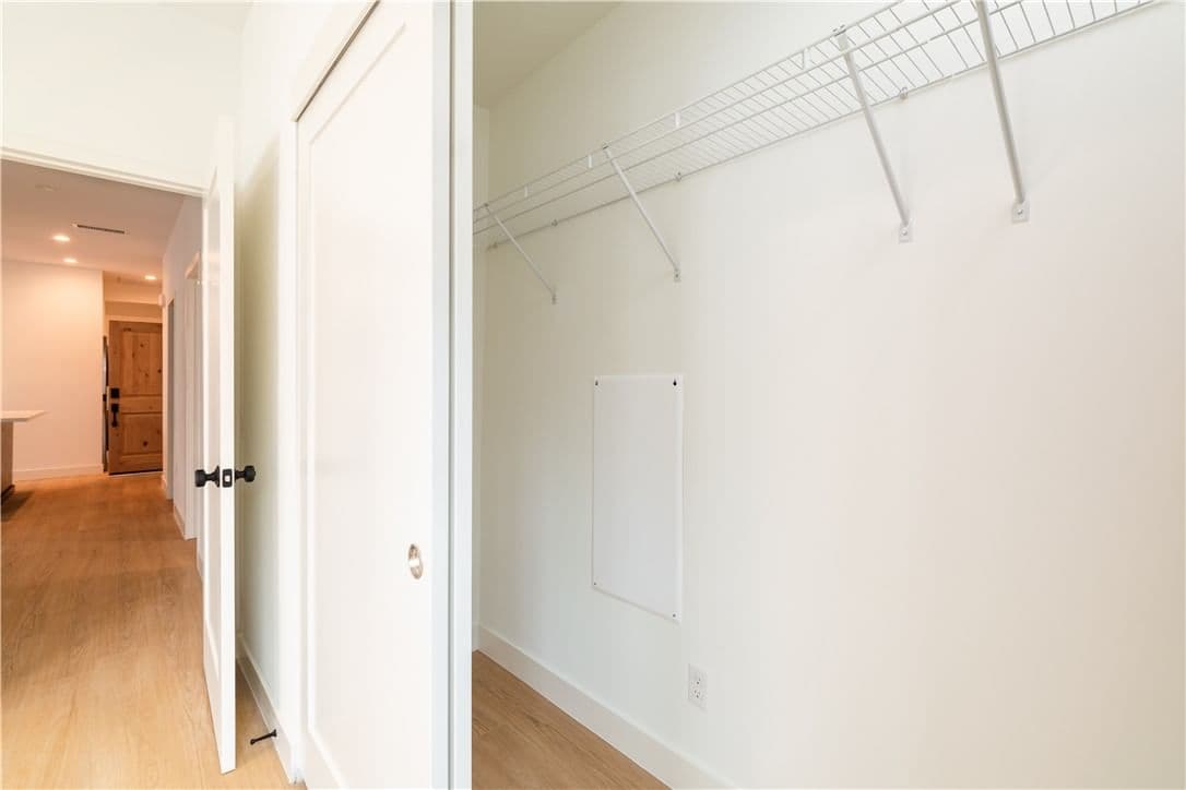 ResidentialIncome in Los Angeles — Photos 52