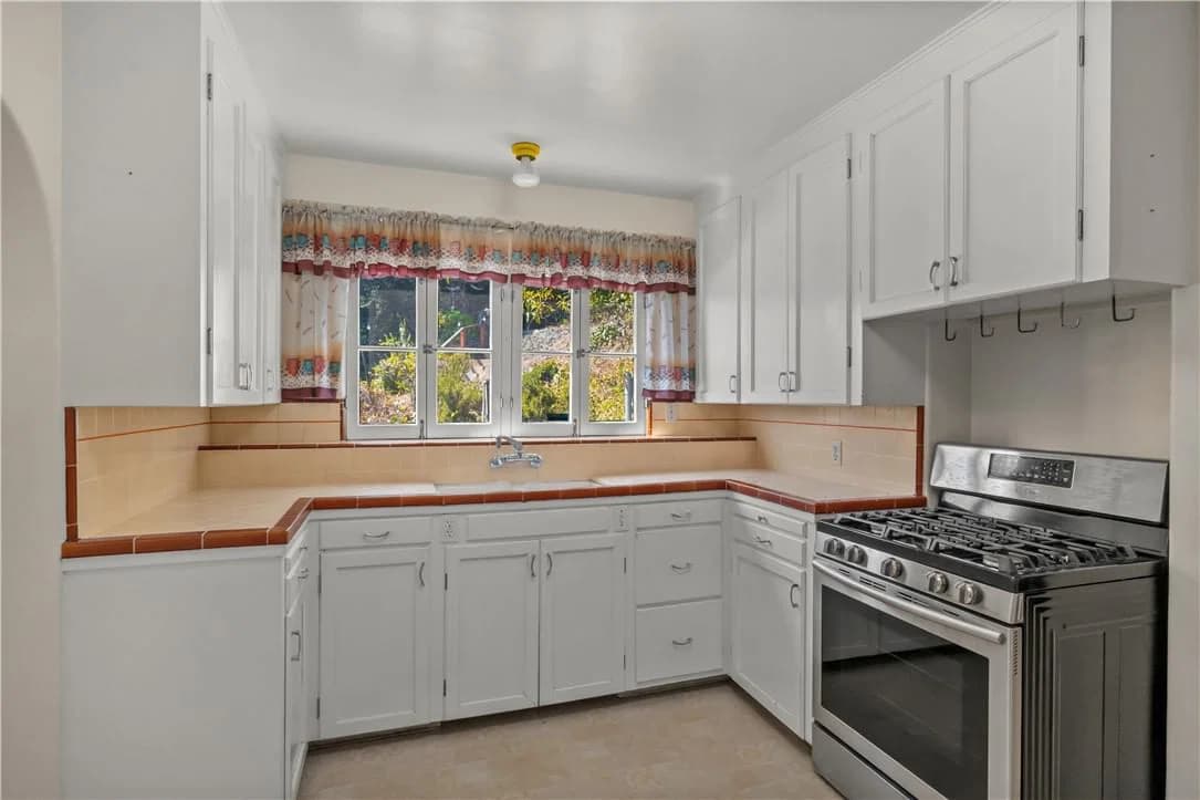 Residential in Los Angeles — Photos 14