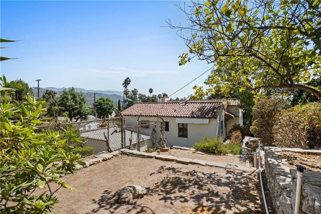 Residential in Los Angeles — Photos 32