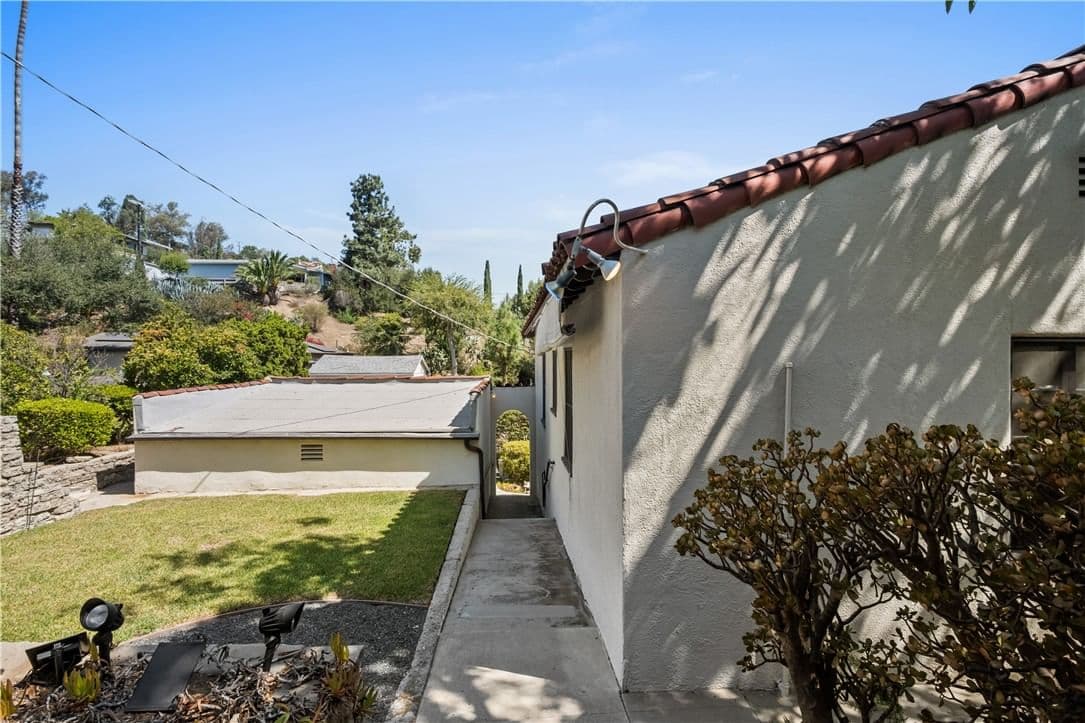 Residential in Los Angeles — Photos 31