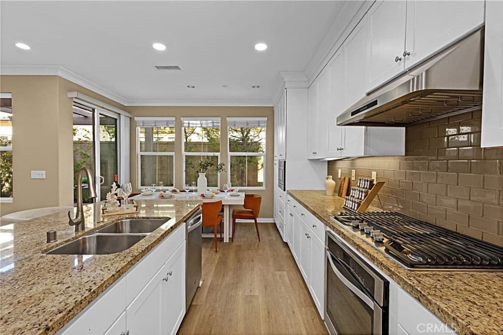 Residential in Irvine — Photos 10