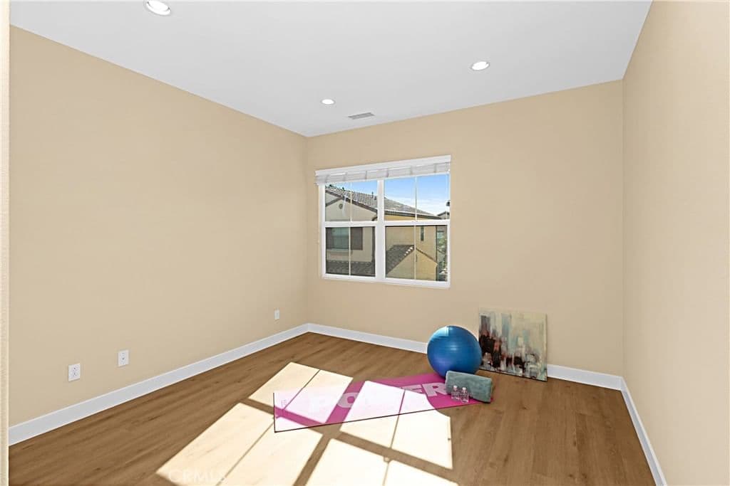 Residential in Irvine — Photos 14