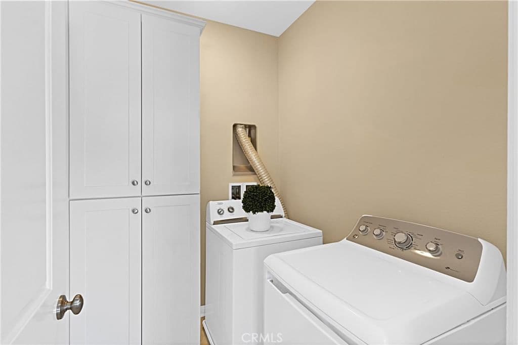 Residential in Irvine — Photos 16