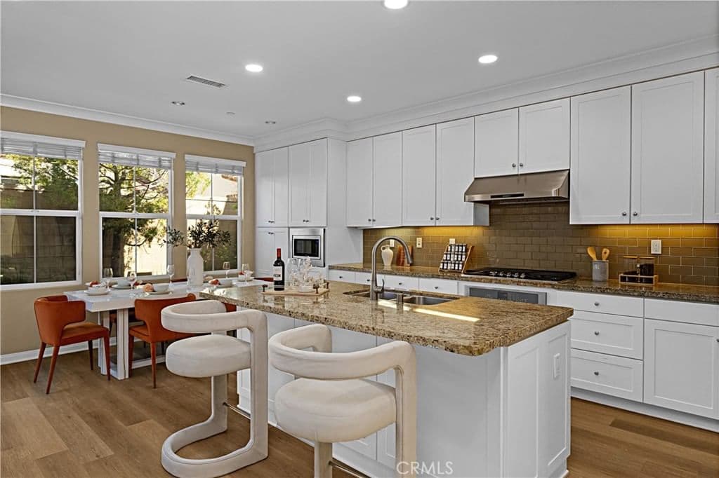 Residential in Irvine — Photos 8