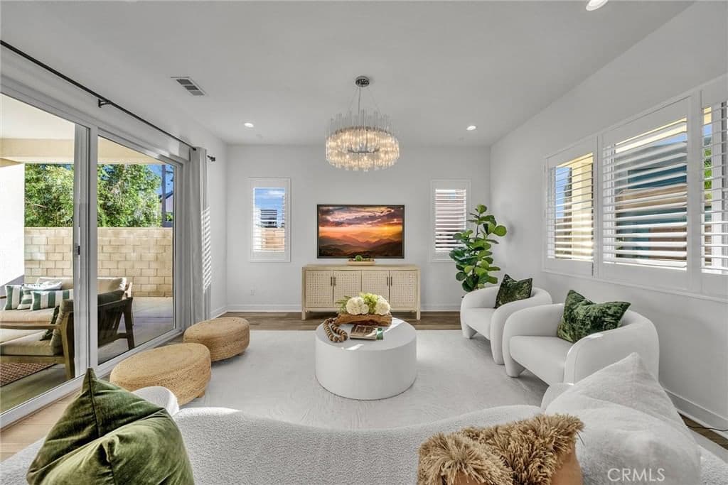 Residential in Irvine — Photos 12