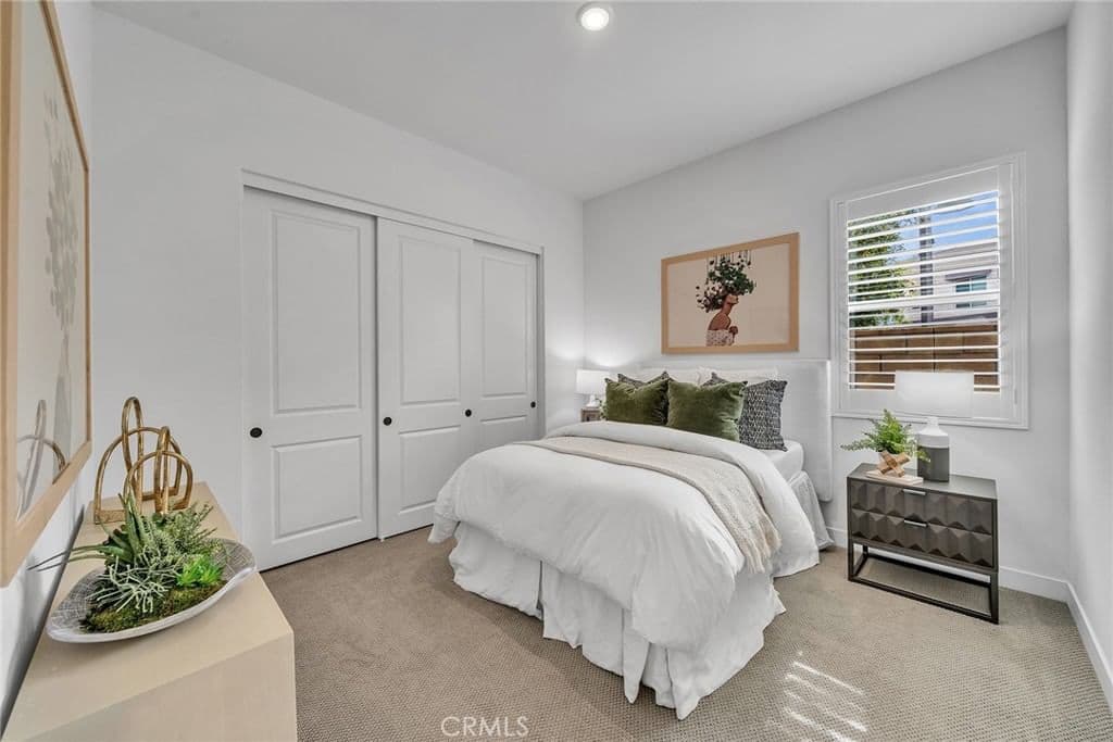 Residential in Irvine — Photos 18