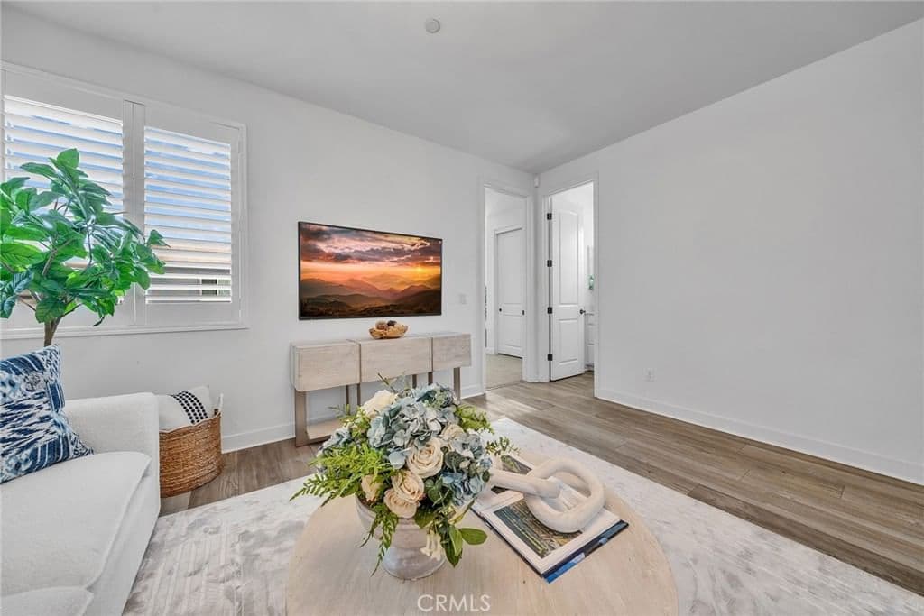 Residential in Irvine — Photos 26