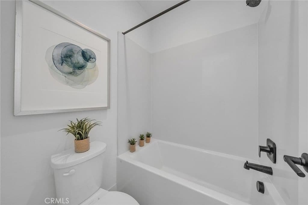 Residential in Irvine — Photos 30