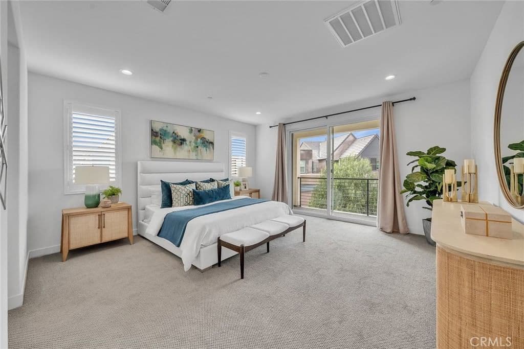 Residential in Irvine — Photos 37