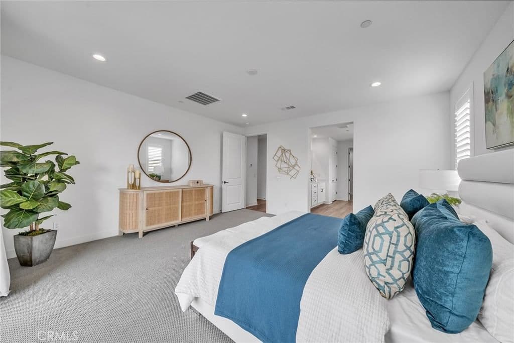 Residential in Irvine — Photos 40