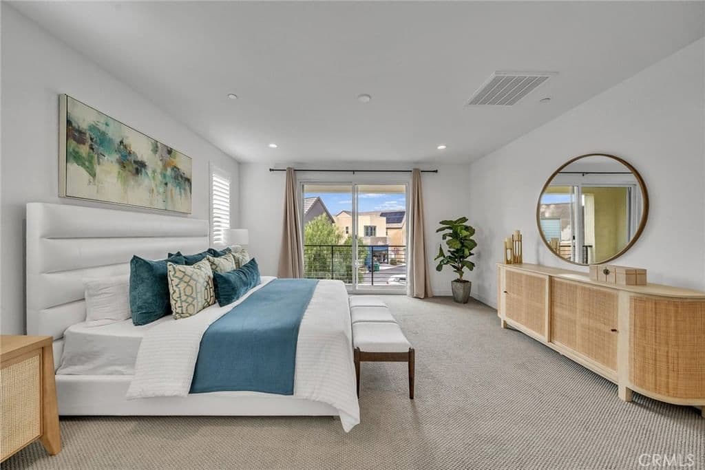 Residential in Irvine — Photos 49