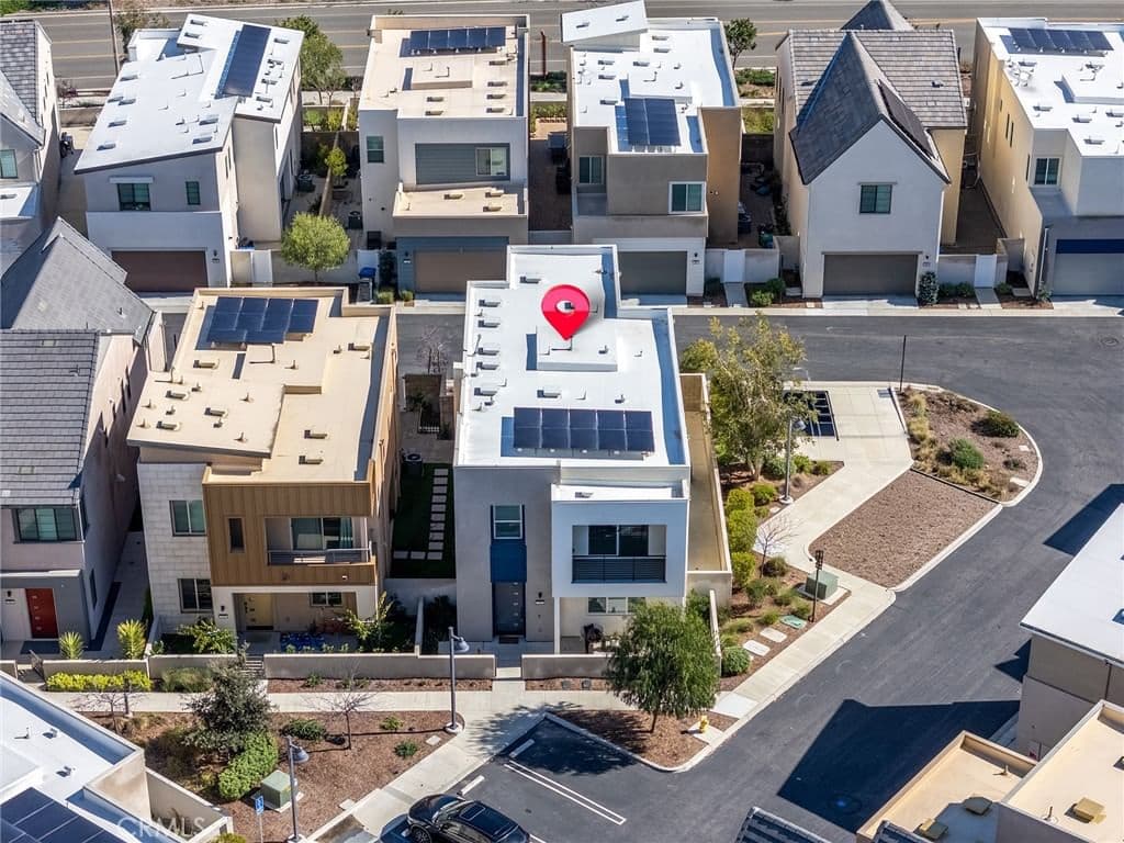 Residential in Irvine — Photos 59