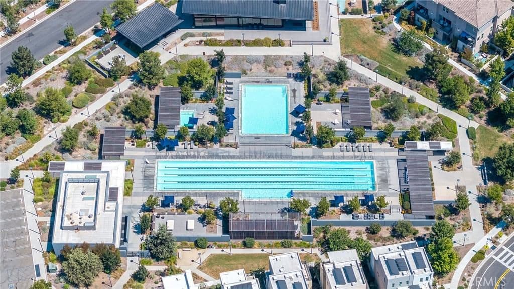 Residential in Irvine — Photos 63