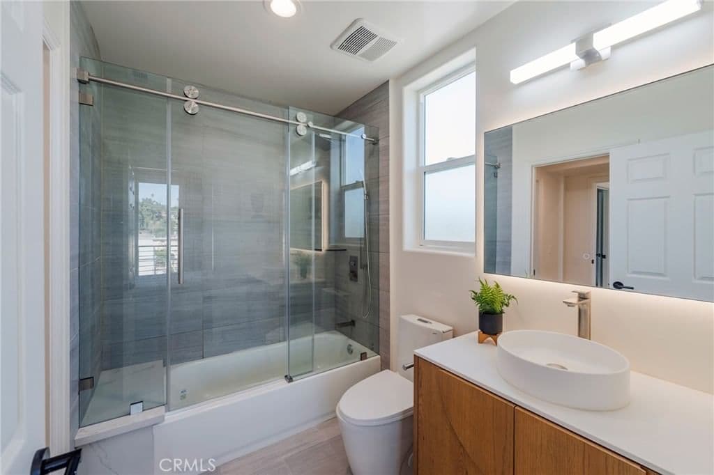 Residential in Los Angeles — Photos 13