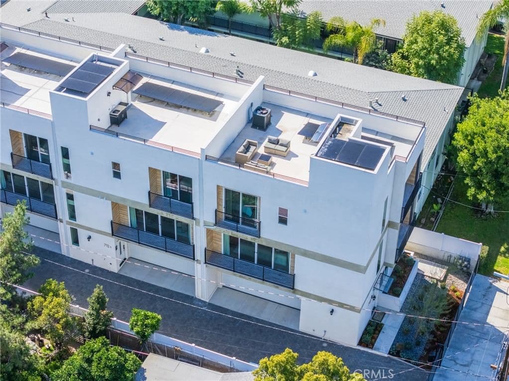 Residential in Los Angeles — Photos 19