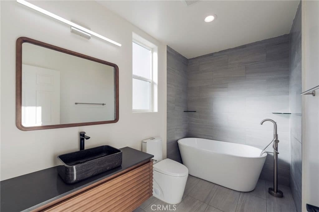 Residential in Los Angeles — Photos 13