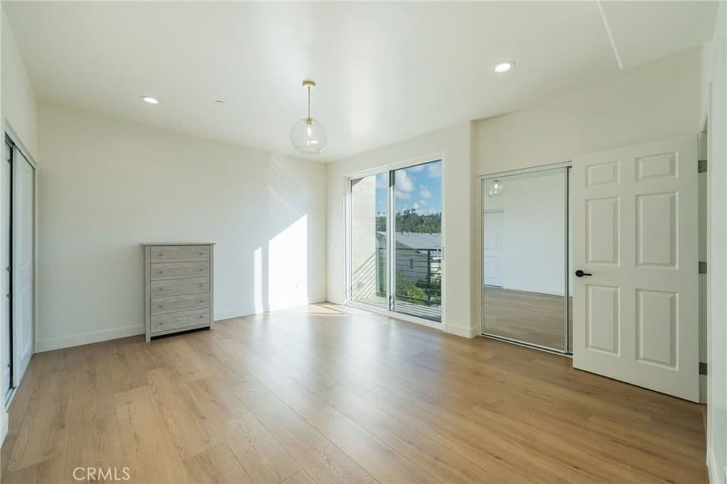 Residential in Los Angeles — Photos 17