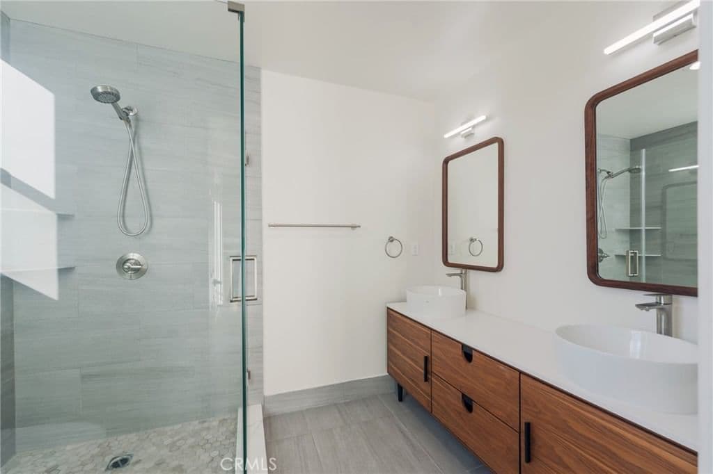 Residential in Los Angeles — Photos 20