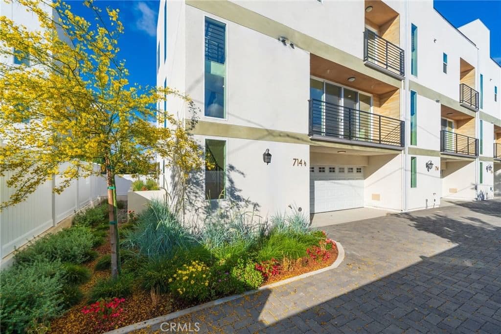 Residential in Los Angeles — Photos 26