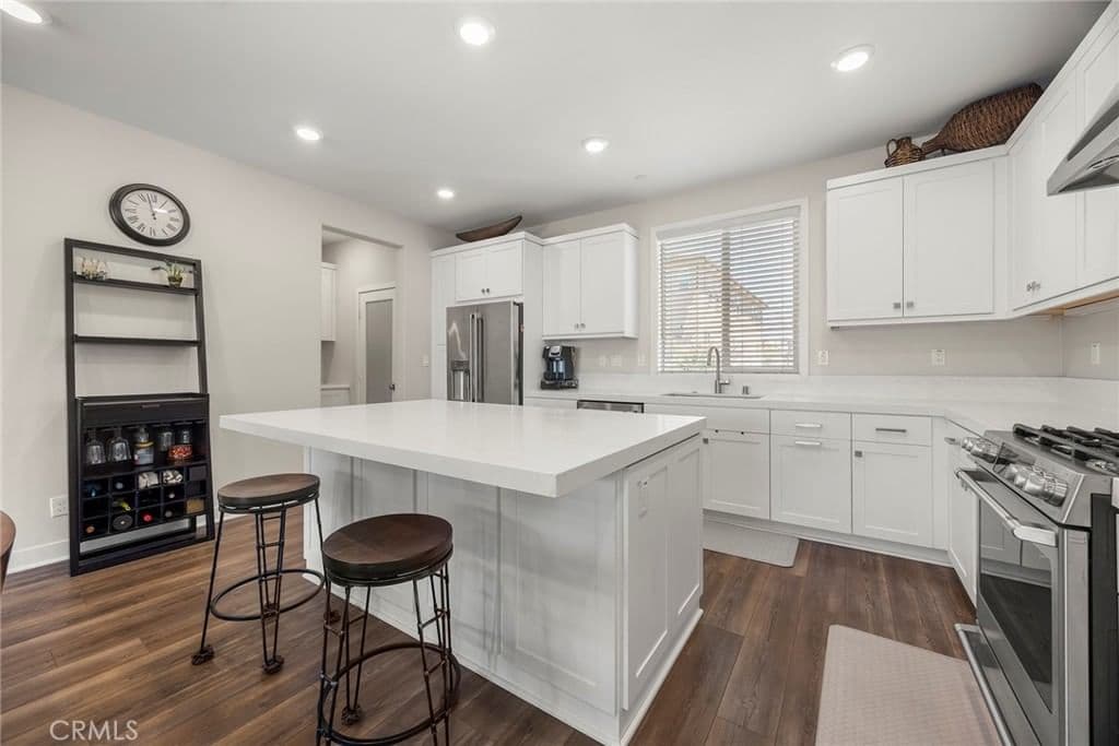 Residential in Irvine — Photos 17