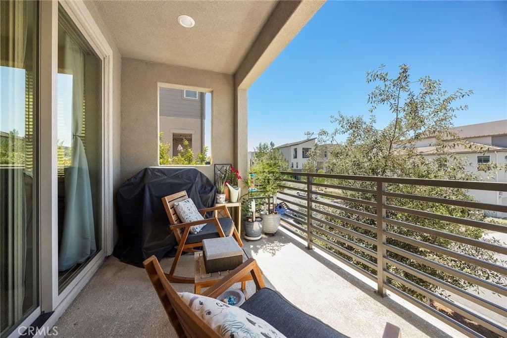 Residential in Irvine — Photos 18