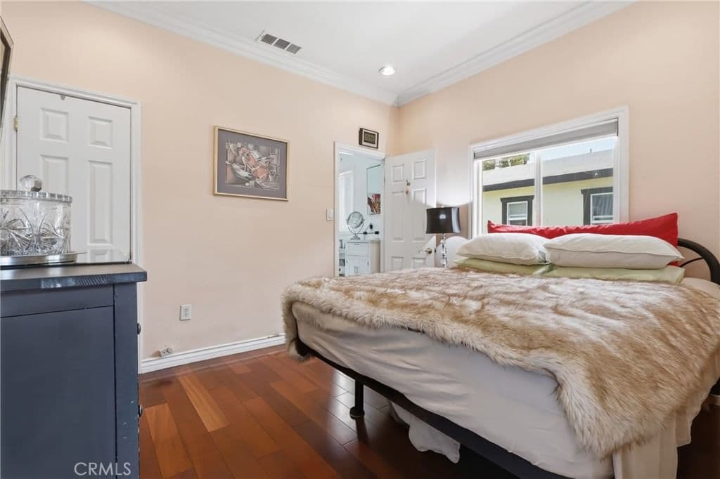 ResidentialIncome in Los Angeles — Photos 11
