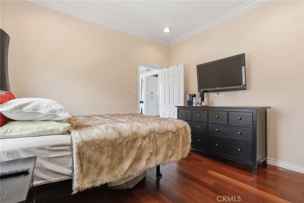 ResidentialIncome in Los Angeles — Photos 12