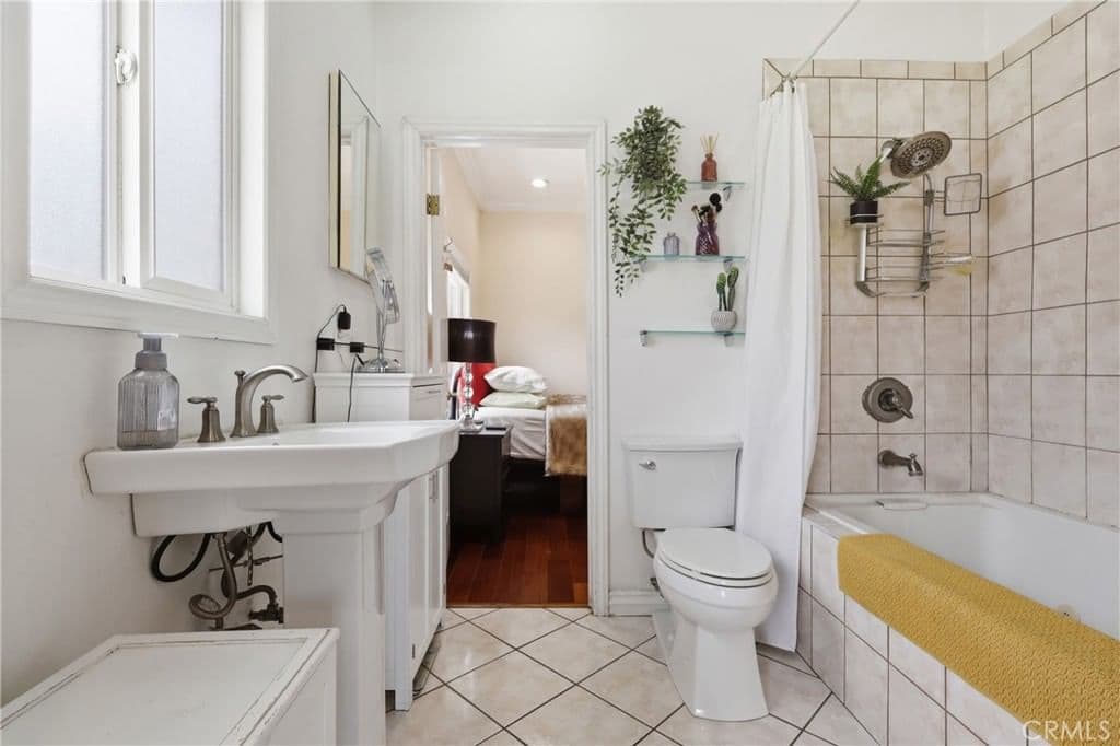 ResidentialIncome in Los Angeles — Photos 14