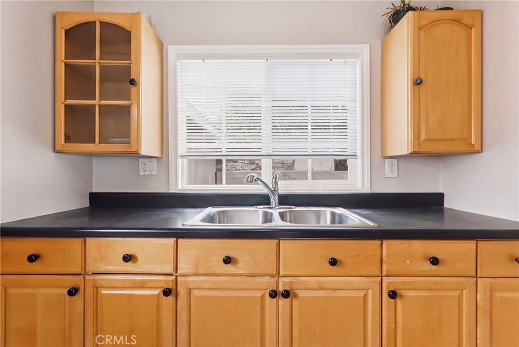 ResidentialIncome in Los Angeles — Photos 25