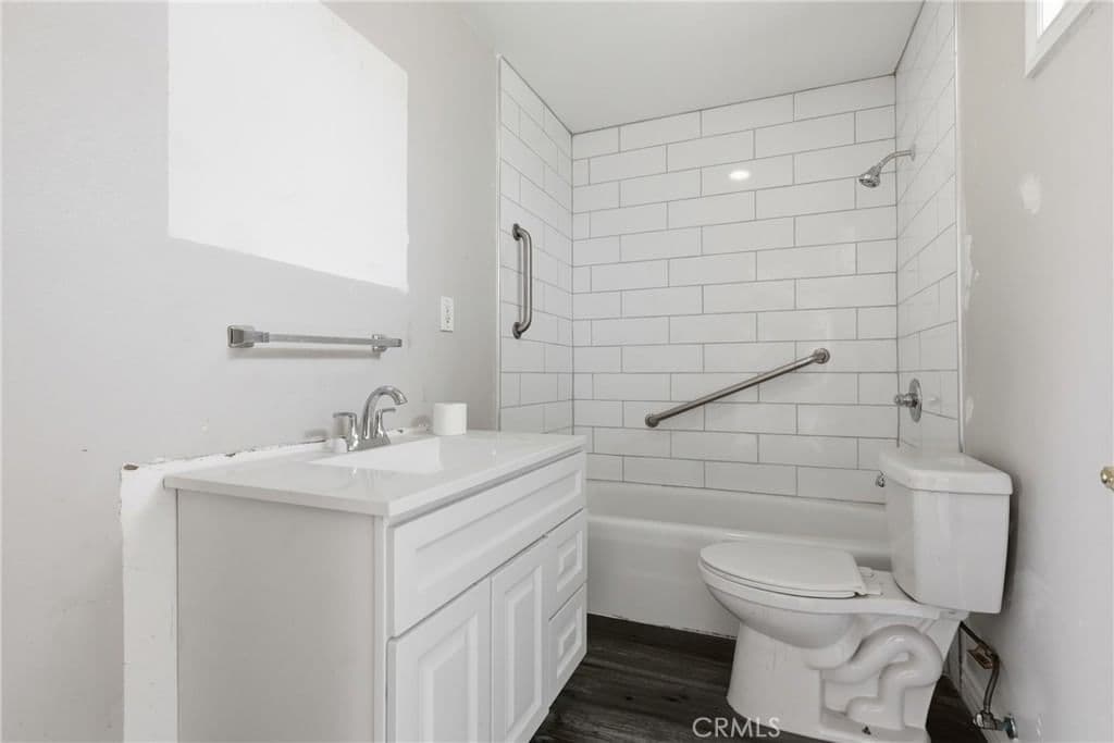 ResidentialIncome in Los Angeles — Photos 27