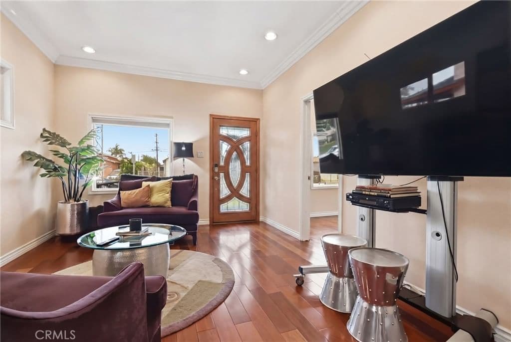 ResidentialIncome in Los Angeles — Photos 6