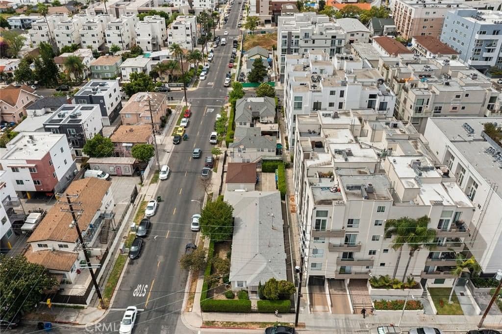 ResidentialIncome in Los Angeles — Photos 13