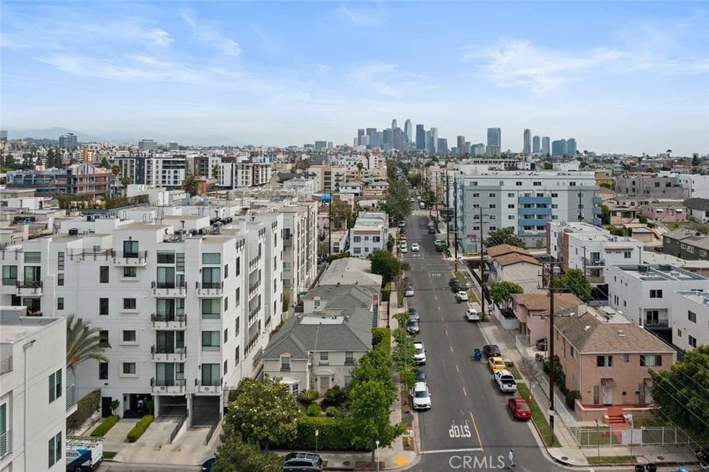 ResidentialIncome in Los Angeles — Photos 19