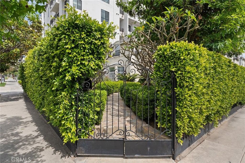 ResidentialIncome in Los Angeles — Photos 7