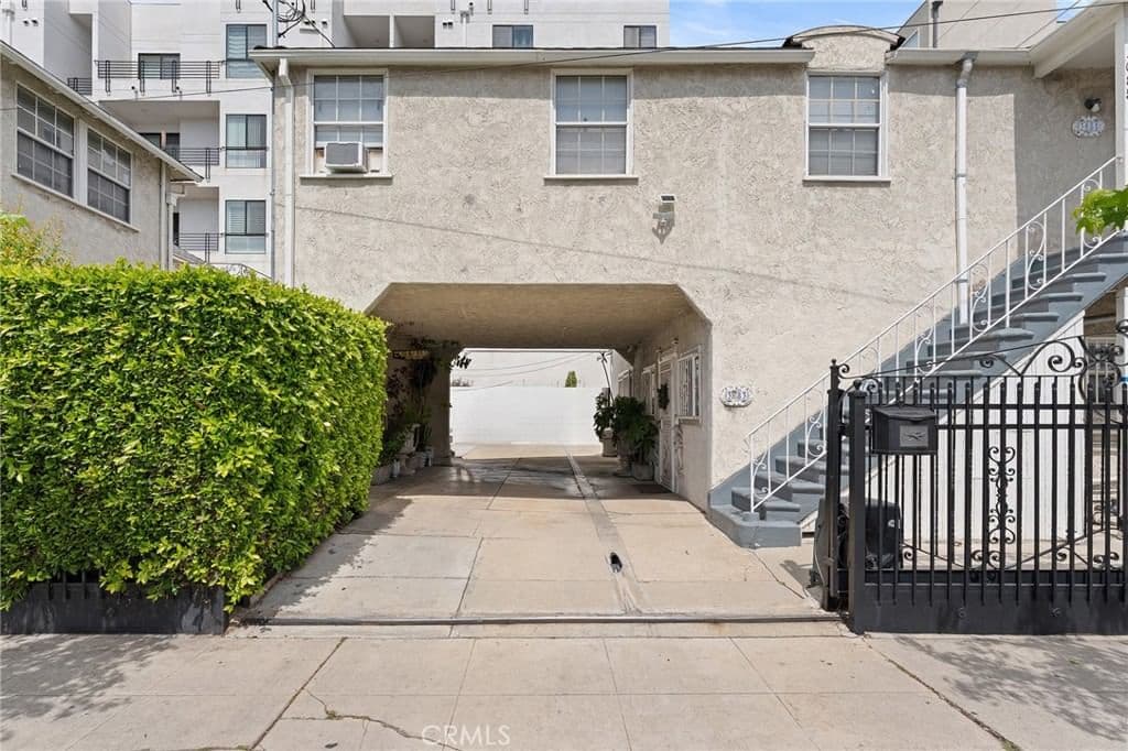 ResidentialIncome in Los Angeles — Photos 9