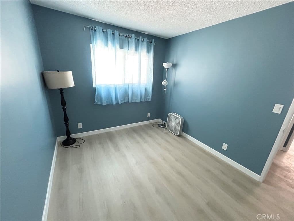 ResidentialIncome in Los Angeles — Photos 12