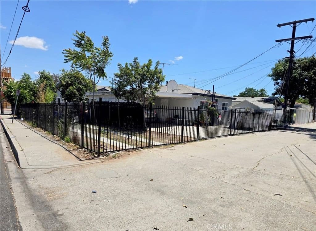 ResidentialIncome in Los Angeles — Photos 6