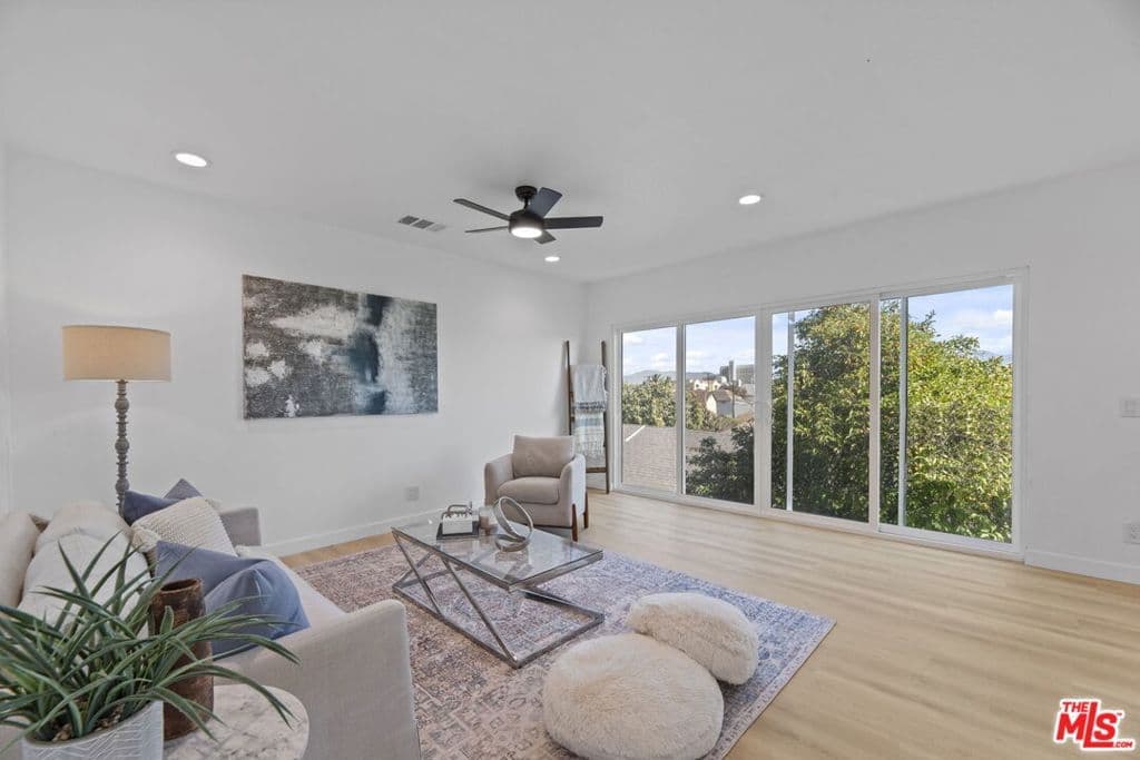 Residential in Los Angeles