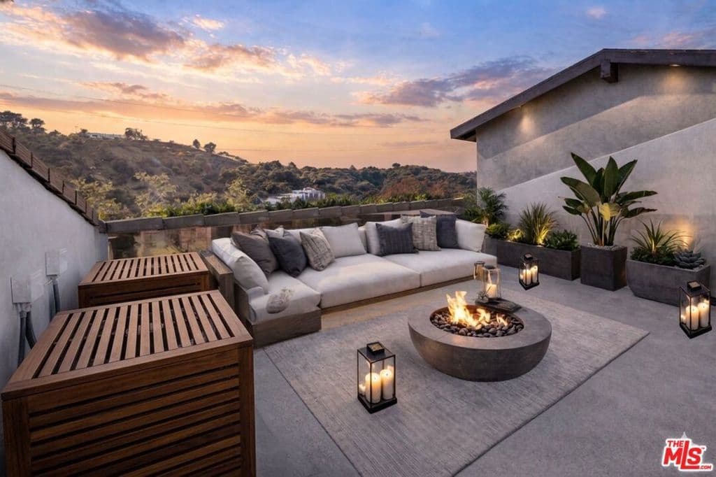 Residential in Los Angeles — Photos 17