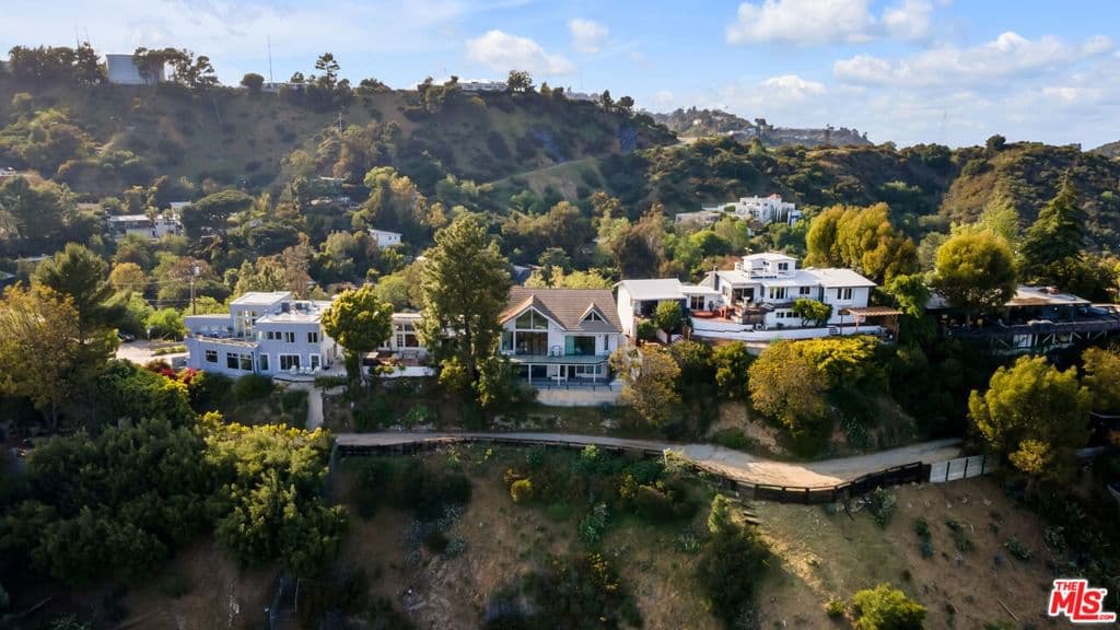 Residential in Los Angeles — Photos 21