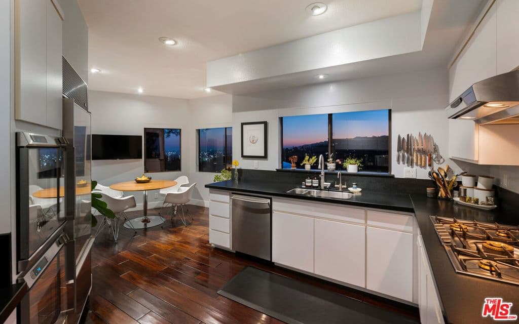 Residential in Los Angeles — Photos 8